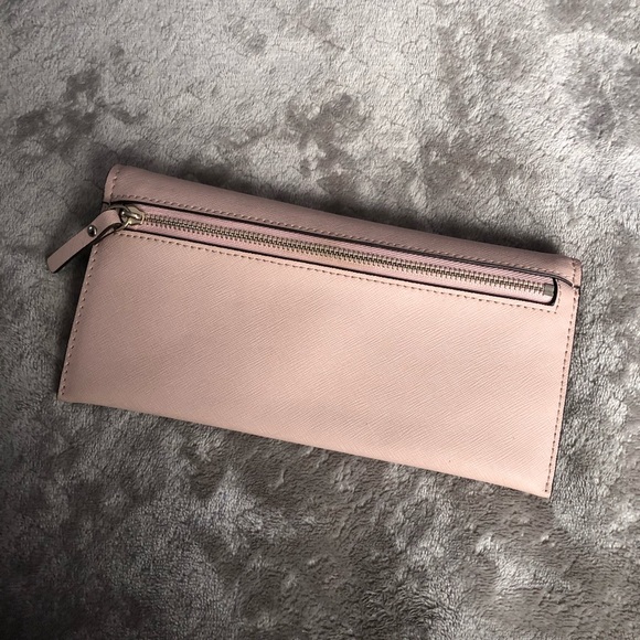 Kate Spade Blush Saffiano Leather wallet/clutch - Picture 2 of 7
